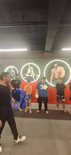 Muay Thai Elbow and Knee Techniques: Beginner Guide