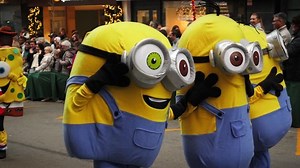 Disney Characters Parade Two Big Minions Stock Footage Video (100% Royalty-free) 1098914565 | Shutterstock