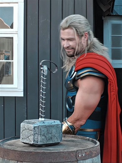 Bewafai Karna Koi Tumse Sikhe | Thor Watching Mjolnir | #shorts #youtubeshorts #shortvideo