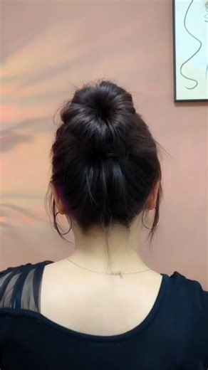 all-aboutFashion on Instagram: "Messy Updo Bun Hairstyle Tutorial #usastyle #hairtutorial #cute #beautiful #usa @aboutfashion_only"