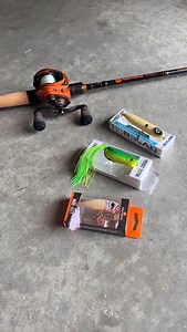 Which type of Topwater do you love best - Popper, Frog, or Walking/Spook⁉️ All 3 of these are coming to you this month in the Platinum level box! 🔥 . . #Monsterbass #fishbetter #thebetterbox #bassfishing #largemouth #smallmouth #fishing #fishinggear #fishinglures #kayakfishing #angler #bassboat #lakes #pondfishing #catchandrelease #fishingislife #outdoors #fishingtackle #largemouthbass #smallmouthbass #spottedbass #bankfishing | MONSTERBASS