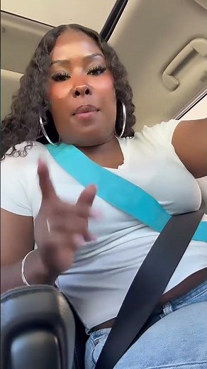 Hey, how you doing? How’s your day going?🤍🩵 #followme #girl #fypシ #viralshorts #followme