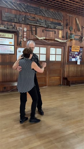28 reactions · 6 comments | Back Pivots in Nightclub Two Step | Smooth & Stylish Demo with Bob and Debbie | Dick and Edna’s Dance Class #dickandednadance #dedancecompany #Monroehalldickandedna | Edna Lucero | Facebook