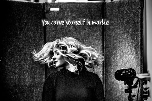 Dit jaar heb ik een nieuwe liefhebberij gevonden. ⭐️ Niet alleen zelf muziek schrijven, maar ook produceren vanaf het begin. Gewoon met een midi keyboard wat in elkaar flansen. (nee geen AI😝) Wat een heerlijke hobby!! Hierbij een mini demo om te horen wat jullie ervan vinden🙊 #singersoftiktok #songwriter #whentheleavesfall #originalsong