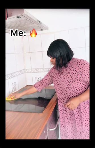 The cooking stove is hot 🔥 but my mom thinks it is cold 🥶 #foryoupagereels__tiktok❤️👍👌 #content