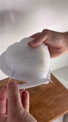 3D Printed Heart Cake Mold – Unmolding the Silicone Mold