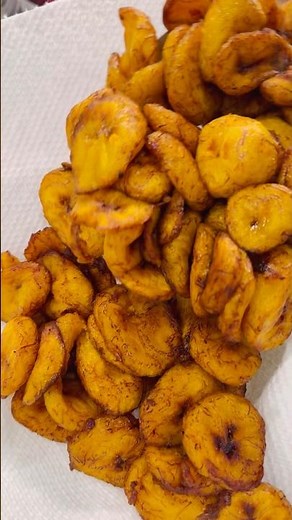 How to perfectly fry ripe plantains. Cravings satisfied.