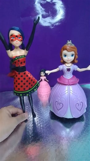 TRANSFORMING PRINCESS SOPHIA AND TRANSFORMING LADYBUG #disneycharacter #miraculousladybug #sophia