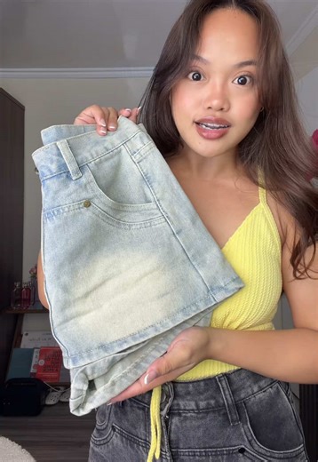 Trendy Mini Skirt Outfits for Stock Upgrades