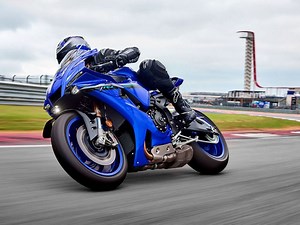 2025 Yamaha YZF-R1 Preview