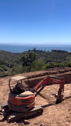 SIREWALL USA on Instagram: "What is Rammed Earth Construction? Rammed earth is an ancient building technique brought into the modern age, creating strong, durable, and sustainable structures. Rammed earth construction involves compressing layers of natural materials and stabilizers into sturdy, durable walls. The process starts with preparing a carefully selected mixture of these materials, ensuring the right balance for strength and stability. The mixture is placed into temporary forms or molds