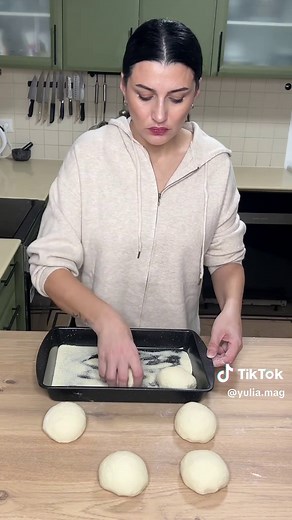 Delicious Pizza Fritta with Ricotta and Salami