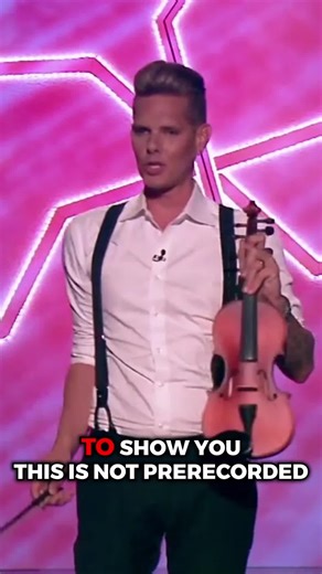 Wrong note, inserted! 🎻 #magic #magician #viralmagic #magictrick #magicshow