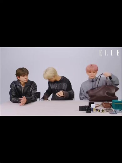 Isi Tas Ransel Jihoon yang Stylish dan Praktis