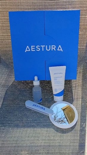 Jen Reagan | Talk about a MEGA MOISTURE MONDAY! The Aestura Atobarrier 365 Hydro Cera-HA Ampoule is a clinically proven, intensely hydrating serum that... | Instagram
