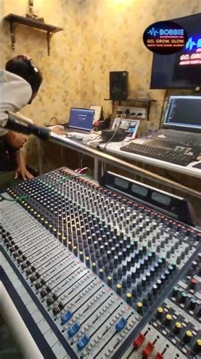 Learn Live Sound Engineering in Kolkata | Bobbie Entertainment Inc. | Pro Audio Training