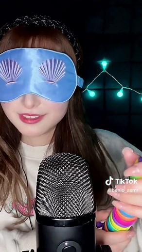 目隠しでも楽しめるASMRの世界