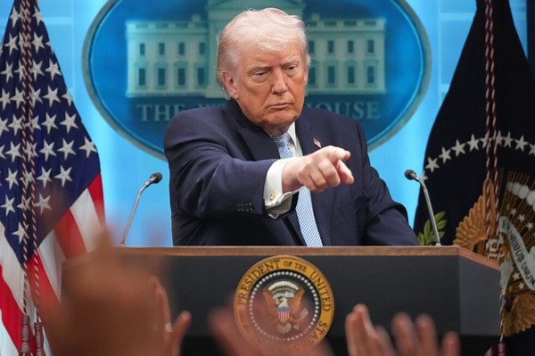 How Trump's deadline delays and threats escalated leading up to 2-week ceasefire with Iran