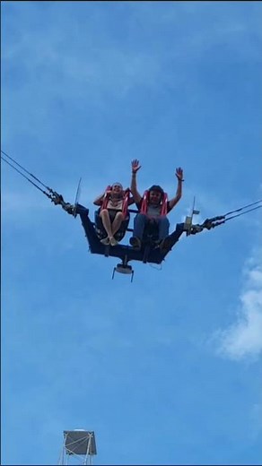 Riding the Slingshot Amusement Park Ride! 🎢🚀