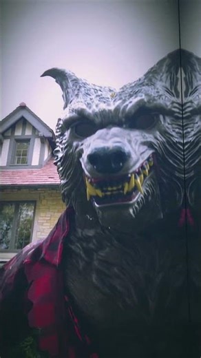 Quick Look: Terrifying Halloween Animatronics in Action 🎃#creepydecorations #halloweensetup