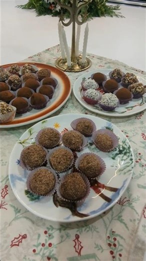 Assorted chocolate truffles, make a great Christmas gift - or a treat for yourself! #recipe