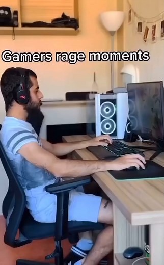 993K views · 10K reactions | Chơi game không quậu nhé ae 藍藍 #j4f | MyBoss Computer | Facebook