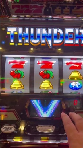 サンダー 赤7ビッグ曲変化方法 #パチスロ #スマスロ #サンダー #サンダーV #スマスロサンダー