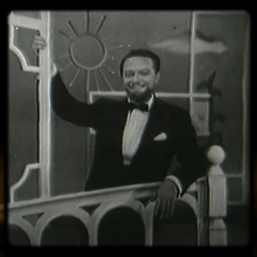 We're shining a spotlight on Alfred Drake, the actor who originated the role of Curly in Rodgers & Hammerstein's OKLAHOMA! Today would have been his 107th birthday. To celebrate his legacy, here are three fun facts you may not know about the legendary stage actor: 1️⃣ This rare clip comes from a TV special that aired in 1959 — 16 years after the first production of Oklahoma! on Broadway. 2️⃣ Drake also originated the role of Marshall Blackstone in the 1937 production of Rodgers & Hart's Babes in