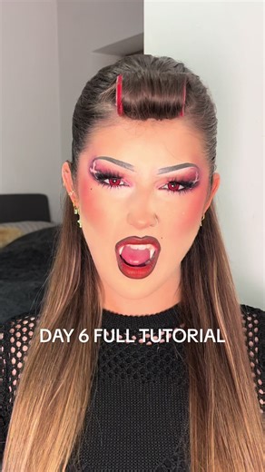Gothic Vampire Makeup Tutorial Day 6