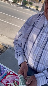 2.3M views · 51K reactions | Cuanto gana un paletero en Estados Unidos en tiempo de calor 掠 Les Presento a don Jose un paletero de fresno California que apesar de haber salido de una operación de su corazón hace algunos meses no para de trabajar. | Ariel Nuño y La Nueva Generacion | Facebook