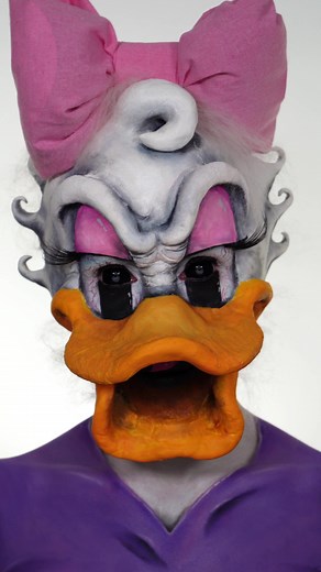 Daisy Duck Inspired Makeup Tutorial and Removal