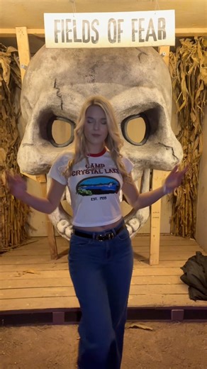 25K views · 516 reactions | Fields Of Fear I definitely got so scared, especially in the corn maze!  #Halloween #scary #hauntedhouse | seattlesbeauty | Facebook