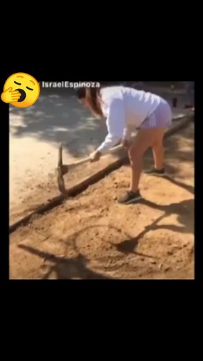 Outdoor Digging Techniques Demonstrated by Israel Espinoza