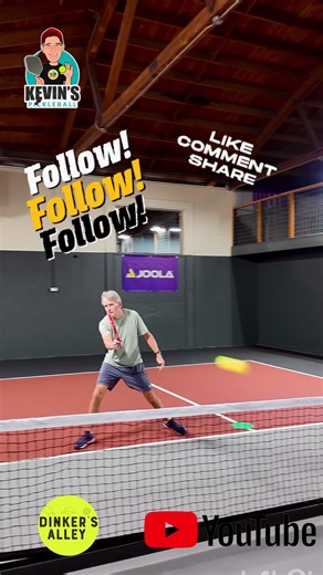 Let Your Legs Create Balance. Share & Save This Tip! Dinker's Alley KevDinkers15 #pickleballtips #pickleball #bethebest #GameOn