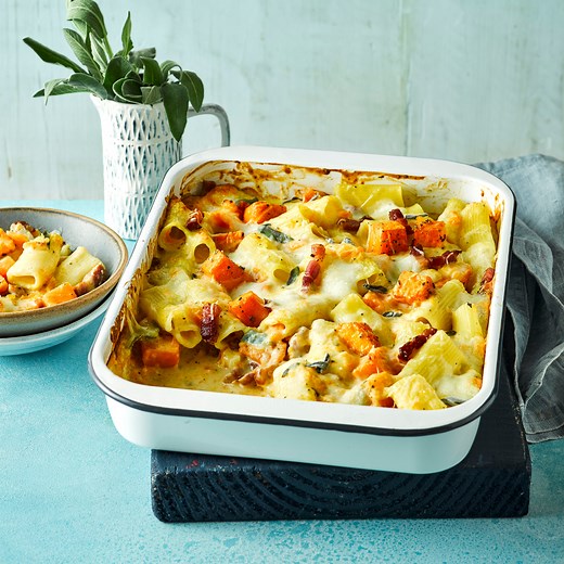 Tasty roasted butternut, bacon and sage pasta bake recipe