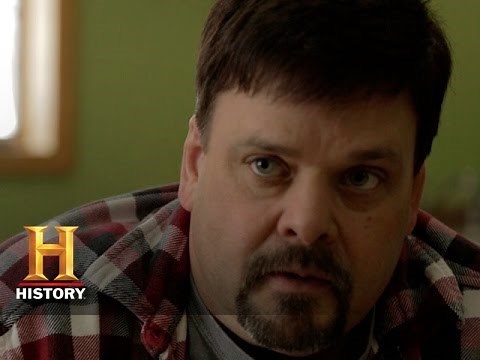 Appalachian Outlaws: The Final Days of Ginseng Season (S2, E10) | History