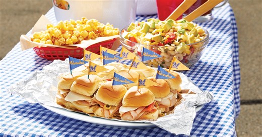 Your Guide to the Ultimate Wisconsin Tailgate