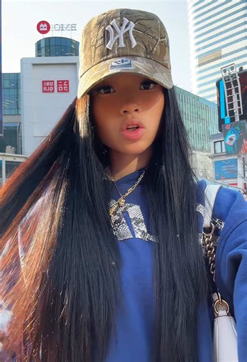 alyssaavlogs (@alyssaavlogs) - #fyp #outfitinspo #asian #fitcheck #OOTD