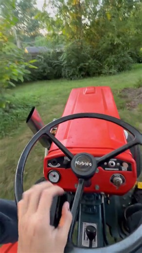 Turbo diesel b6100e kubota #b6100 #blowthisup4me #fyp #blowup #turbo #turbodiesel #kubota #tractor