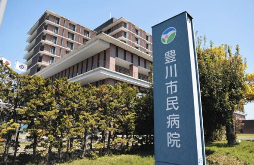 病院の敷地内でイラン国籍の男性が血を流して倒れているのが見つかる…その後死亡　複数の外国人風の男らに暴行受けた可能性