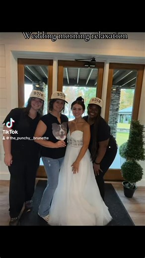 Kaylin Lee Wilson Bice on Instagram: "@integrativemassage_alexcity did an amazing bridal massage party the morning of wedding 🫶🏼💕 #Wedding #bridalparty #massage #massagetherapy #weddingmorning"