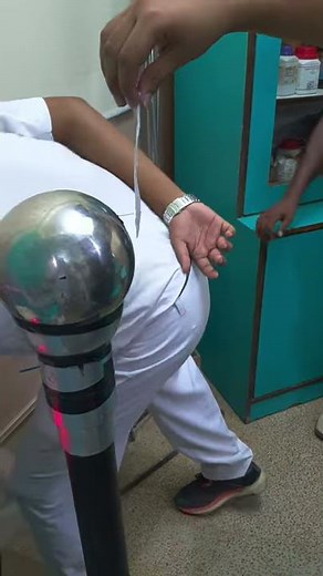 How To Build a Van de Graaff Generator: Experiments with the final product