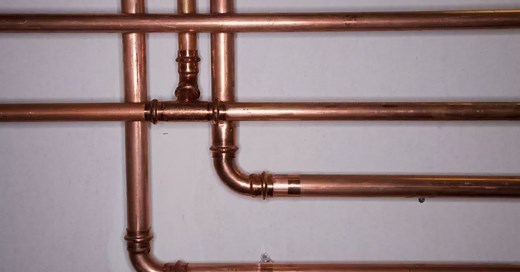 How to Paint Copper Pipes Properly in 5 Simple Steps - Plumbing Wizard