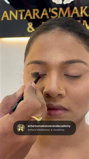 Trending Smokey Eye Look 2026 | Easy & Bold Glam