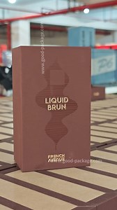 💥Real-life exploration of the art of producing flip-top hard boxes at the Jialan Package factory The art of gift box making is not limited to the moment of unboxing; it also lies in the processes behind the production. You wouldn't believe how many steps a small box goes through from design to production. Today's video explores not only the moment of handcrafted box making but also the interplay of machine and manual techniques. If you are looking for a packaging manufacturer in China that can 
