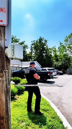 Cops Called for Filming Watch This Ending #AmagansettPress #Amagansett Join Group Our https://www.facebook.com/groups/750720107316917/ | Watching the Watchmen