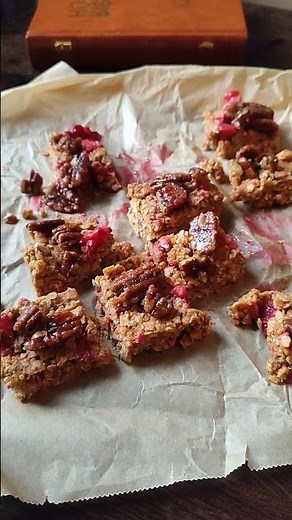 How To Make Healthy No-Bake Oat Bars For Your Family! 🍓✨