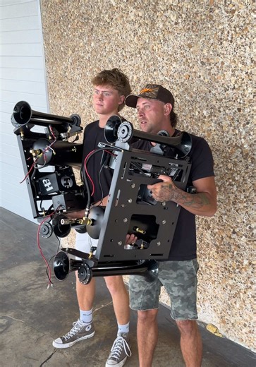 So this is how you make a thumbnail! @Noah Atwood @RomanAtwood @HornBlasters Shop #horns #install #youtube #loud #hornblasters