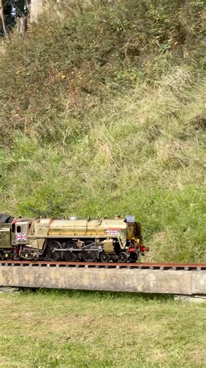 5” 7MT Pacific Miniature Steam Train 🚂✨ #ModelEngineering #miniaturerailway