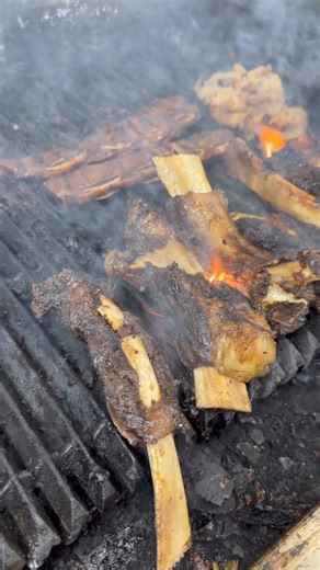 6.1K views · 35 reactions | BEEF RIBS! Matiki Island BBQ #hawaiianfood #beefrib #islandfood | Jayteetakesabite | Facebook